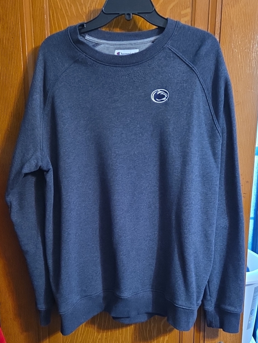 Champion Men’s Charcoal Gray Crewneck Sweatshirt with Penn State Logo-XL